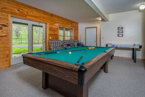 Family Room - Pool Table - Lower Level