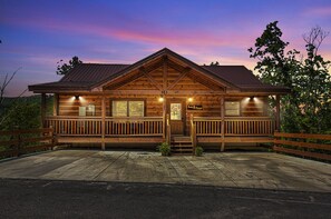 Front View of the Cabin 