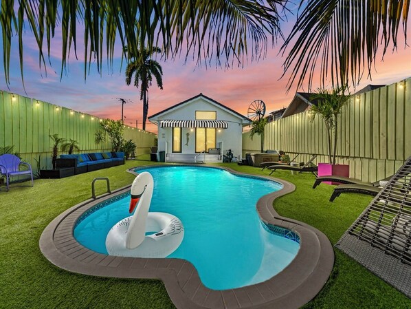 Pool