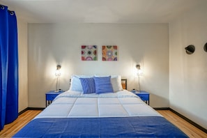 Bedroom 3 - queen