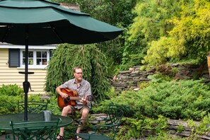 Waterfalls & Guitars