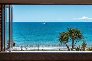 Vue sur la plage ou l’océan