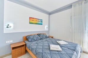 Schlafzimmer 2