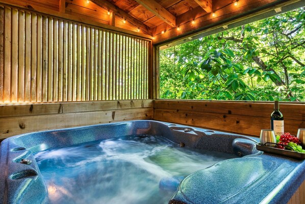 Indoor spa tub
