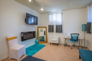 Cool comfortable Livingroom