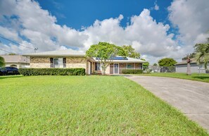 Exterior | Single-Story Home | Free WiFi (228 Mbps) | Heated Pool