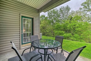 Private Exterior Space | Single-Story Condo