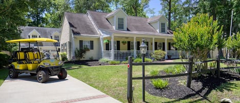 4 Bedroom 2 Bathroom home. Community pool that is open for the summer season only.
Sleeps 14.