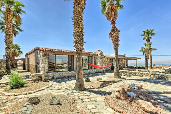 Lake Havasu City Vacation Rental | 3BR | 2BA | 2,038 Sq Ft | 1 Step Required