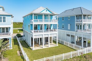 Great Gulf views from two levels of covered deck