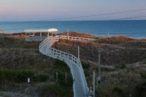 Beach/ocean view