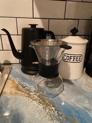 Kaffe och/eller kaffebryggare