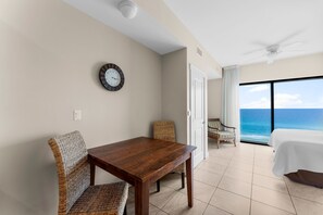 18-web-or-mls-15100 Front Beach Rd 9374