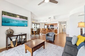 5-web-or-mls-15100-front-beach-rd-11361138