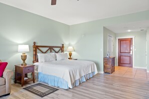 Panama City Beach Condo Unit 1319 (6)