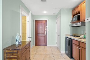 Panama City Beach Condo Unit 1319 (1)