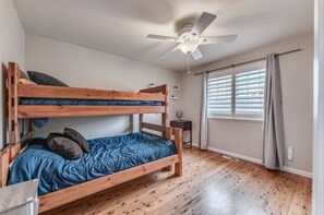 Bunk bed room