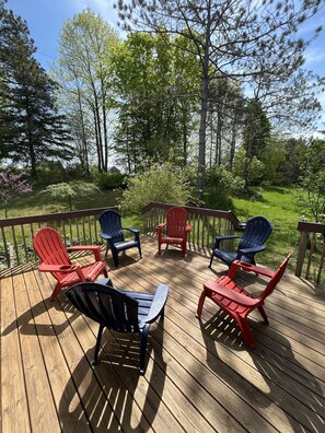 Deck 1, ideal for lounging, bonfires and yard games! 