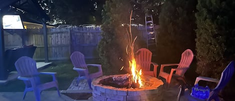 Fire pit 