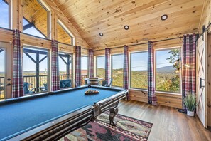 Spielezimmer