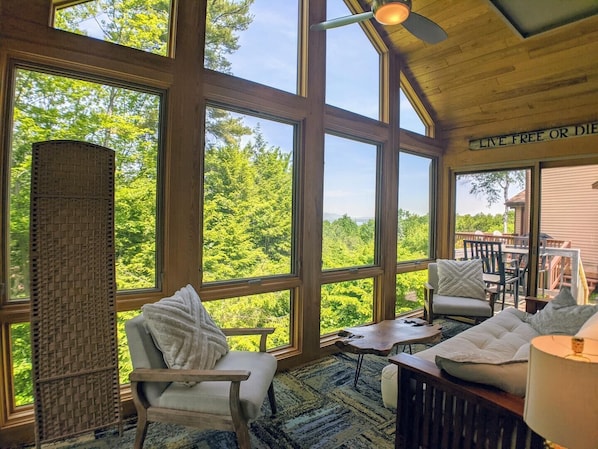 Amazing Enclosed Sun Room