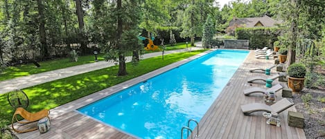 Panoramic view of the pool and sundeck 