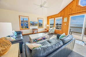 Surf or Sound Realty - 1011 - Island Attitude - Great Room -1