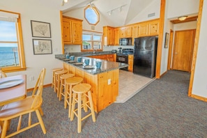 Surf or Sound Realty - 1011 - Island Attitude - Kitchen -3