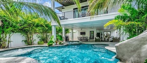 Private Resort Style Pool w/ Waterslide and Spa