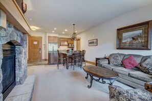 Flooring, Living Room, Room, Indoors, Couch