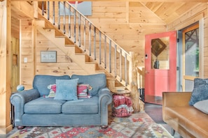 Comfy spots for reading or scrolling.