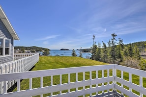 Wraparound Deck | Cutler Harbor Views