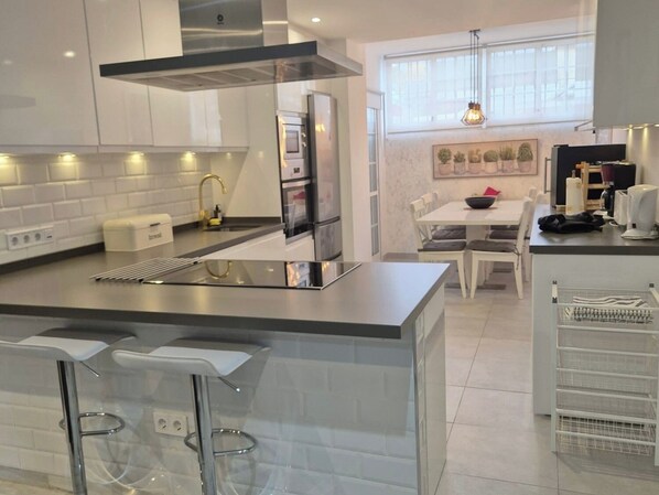 Bright open kitchen and dinning area