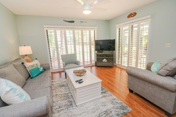 St. Augustine Beach Rentals Living Room