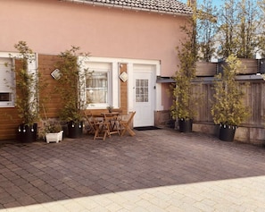 Entrée + Patio