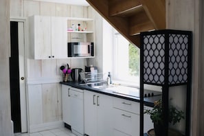 Espace cuisine + Four