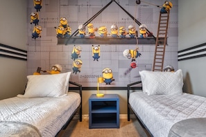 This townhome has a total of 5 bedrooms.