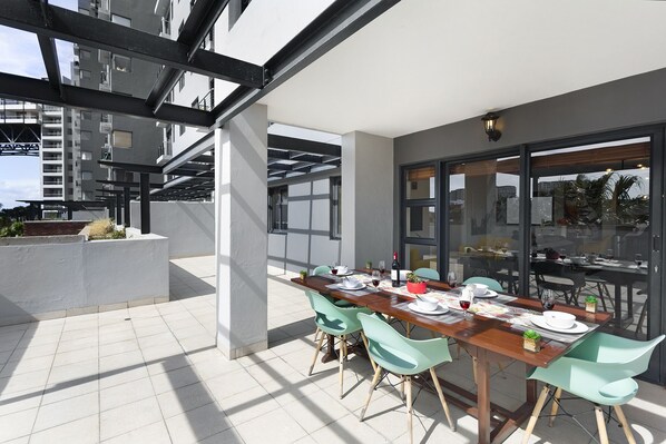 Outdoor dining