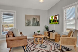 Cozy Living Room with 55 inch TV!
