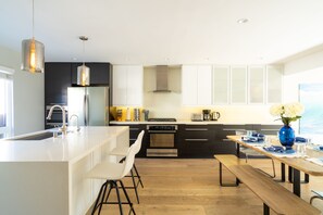 Gorgeous new kitchen with state of the art appliances