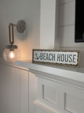 Welcome to our beach house :)