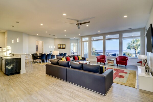 103 Dune Lane | 1st Floor Living Area - 103 Dune Lane | 1st Floor Living Area