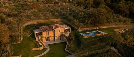 Water, Sky, Property, Plant, Azure, Swimming Pool, Tree, Leisure, Shade, Building