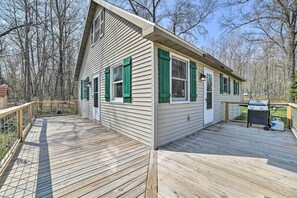 Wraparound Deck | Gas Grill | Backyard
