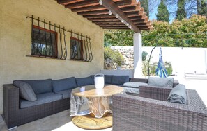 balcony-terrace