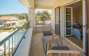 balcony-terrace