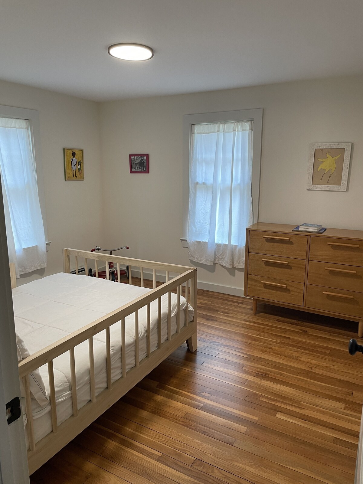 Berkshire Retreat Near Hiking, Outdoors, and Walkable to Town