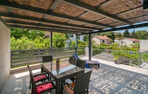 balcony-terrace