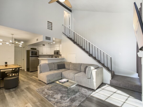 Living area with modular couch