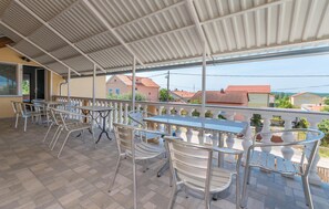 balcony-terrace
